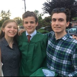 Meet your Posher, Julia